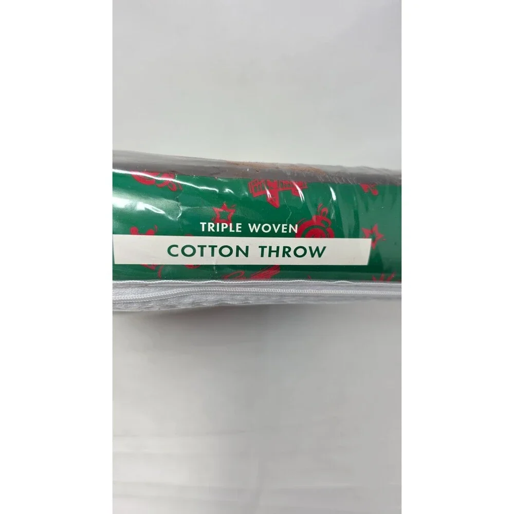 Crown Craft Made for Mervyns triple woven cotton throw old time santa 48